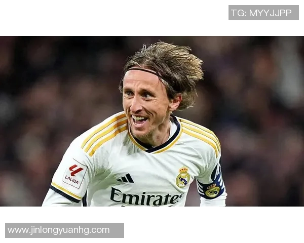 战术革新助力莫德里奇焕发新生 新教练如何激活这位中场大师